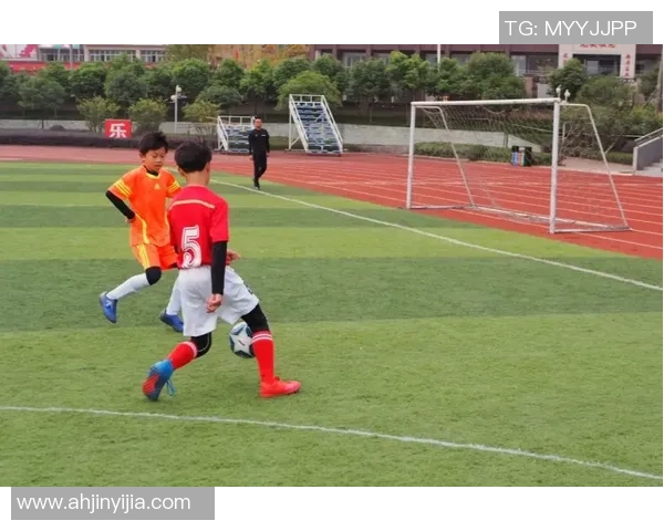 广州与杭州足球队的速度较量赛后分析与战术反思